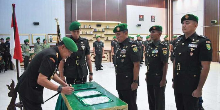 Korem 043/Gatam Gelar Acara Penyerahan Jabatan Kasrem 043/Gatam dan Sertijab Kasipers Kasrem 043/Gatam