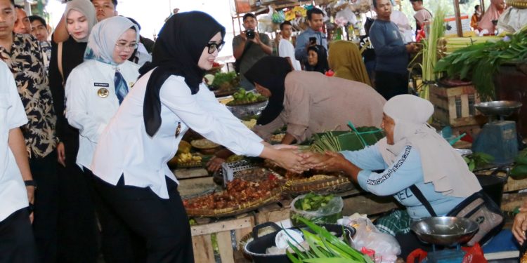 Jelang Bulan Ramadhan, Wagub Jihan Pantau Harga dan Ketersediaan Bahan Kebutuhan Pokok