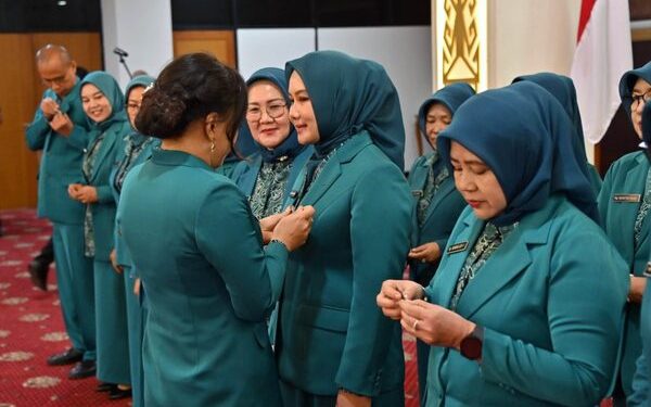 Zita Anjani Lantik Pengurus TP PKK Kabupaten Lampung Selatan Masa Bhakti 2025-2030