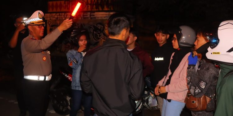 Satlantas Polresta Bandar Lampung Kawal Pemudik Motor asal Pulau Jawa