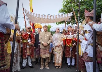 Gubernur Lampung Resmi Tempati Mahan Agung, Gelar Prosesi Adat Ngantak RMD Buka Belangan