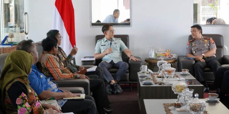 Pemkab Lampung Selatan Bersama BNN Komitmen Perangi Narkoba Melalui Desa Bersinar