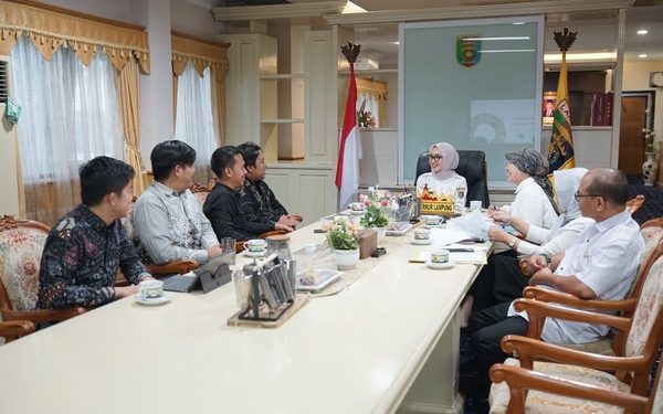 Wagub Jihan Nurlela Terima Kunjungan Aktivis Yayasan BoemiKita Membahas Penanganan dan Pengelolaan Sampah