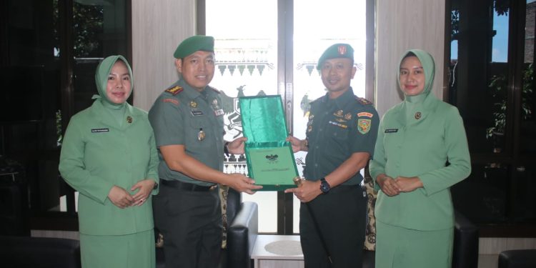 Kolonel Tan Kurniawan Pamit, Letkol Roni Hermawan Siap Pimpin Kodim 0410/KBL dengan Semangat Baru