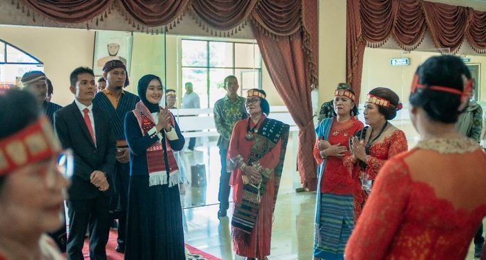 Wagub Jihan Nurlela Hadiri Pelantikan Pengurus Kerukunan Masyarakat Batak Lampung Periode 2025–2030