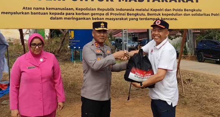 Kapolri Kirim Bantuan 5.000 Paket Sembako untuk Korban Gempa Bumi di Bengkulu