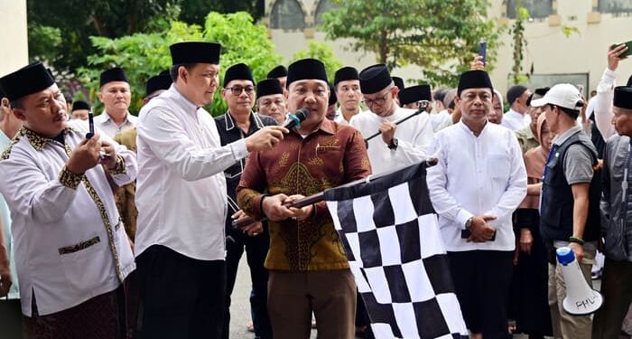 Wabup Syaiful Lepas Keberangkatan 105 Jemaah Calon Haji Gelombang Kedua