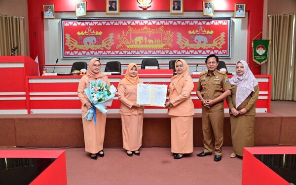 Ketua Baru DWP Lampung Selatan Resmi Dilantik! Ratna Yanuana Siap Bawa Perubahan