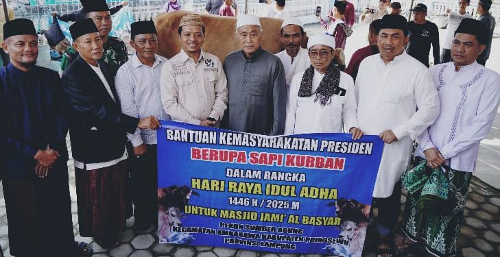 Bupati Pringsewu Imam Salat Ied di Ambarawa