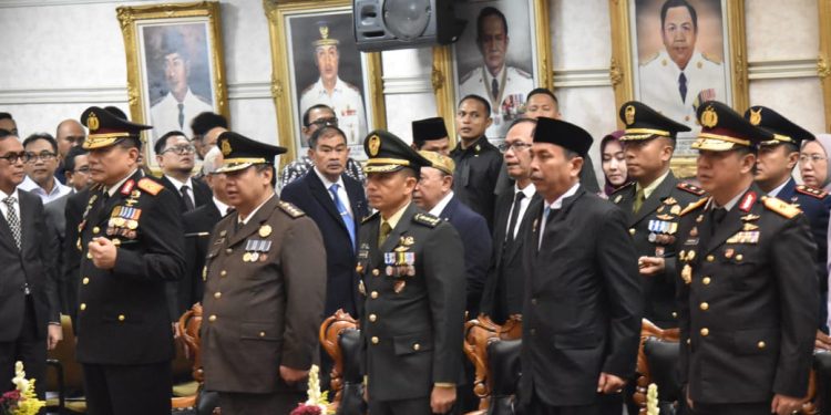 Kasrem 043/Gatam Hadiri Pelantikan dan Pengambilan Sumpah Jabatan Sekda Provinsi Lampung