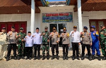 Kapolda Lampung Pimpin Monitoring Operasi Tuhuk Krakatau 2025 di Ajang World Surfing League (WSL) Krui Pro 2025