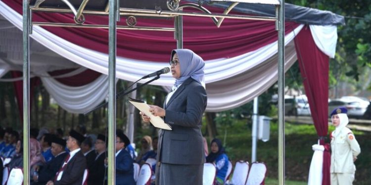 Rektor Pimpin Upacara Hari Lahir Pancasila