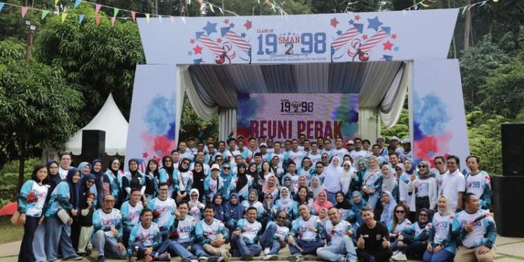 Sekdaprov Dr Marindo Hadiri Reuni Perak SMAN 2 Bandarlampung 1998