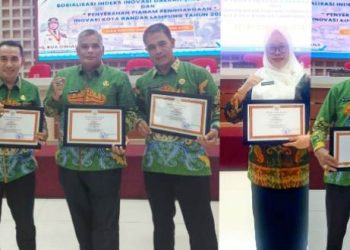 Lima SMP Bandar Lampung Raih Penghargaan IID, Dua Piagam Diborong SMPN 2