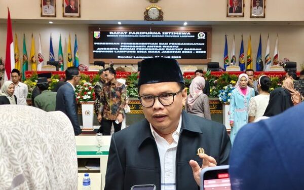 Fauzi Heri Sentil Pemkot, Banjir Bandar Lampung Akibat Tata Ruang Amburadul dan Warga Bandel