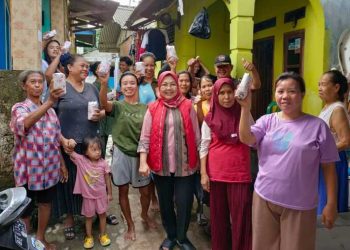 Sentuhan Kepedulian Kostiana di Tengah Derasnya Banjir Panjang Bandar Lampung