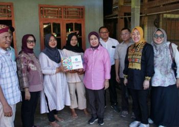 Siswa Berprestasi di Jabung Lolos Seleksi Masuk Unila Dikunjungi Rektor