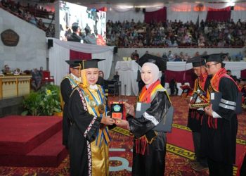Unila Gelar Wisuda Periode VII 2024/2025 dengan 1.089 Lulusan