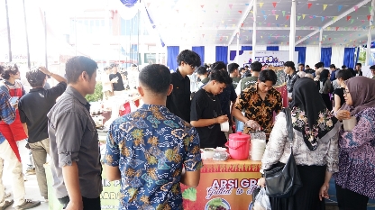 Arsi Grill: Usaha Kuliner Mahasiswa IIB Darmajaya yang Menggoda Selera