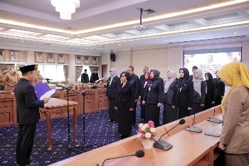 Sekdaprov Lantik 15 Pejabat Fungsional di Lingkungan Pemprov Lampung
