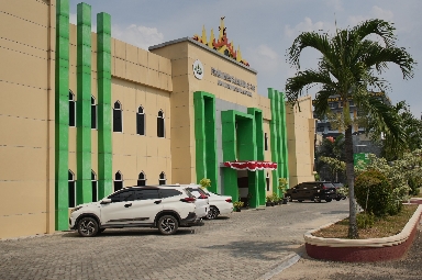 Prodi Magister Ekonomi Syariah UIN RIL Raih Akreditasi Unggul