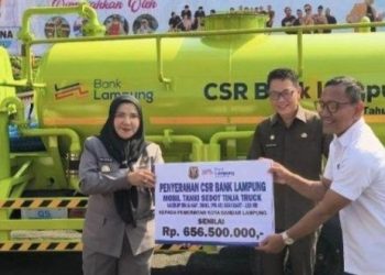 Pemkot Bandar Lampung Terima Bantuan Satu Unit Mobil Tangki Tinja dari Bank Lampung