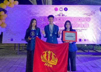 Mahasiswa FH Unila Raih Juara II Debat Konstitusi Nasional UNJA Law Fair 6.O Piala Prof. Fuad Bafadhal, S.H.