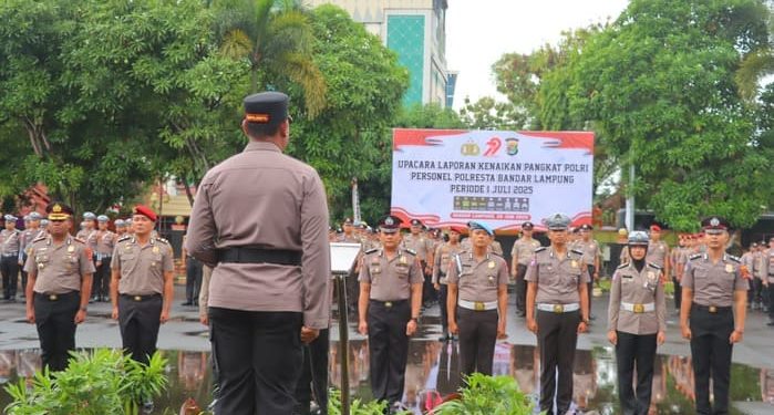 Kapolres Tulang Bawang Memimpin Upacara Laporan Kenaikan Pangkat Periode 1 Juli 2025