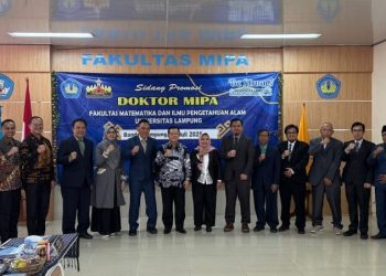 Unila Kembali Luluskan Doktor Baru