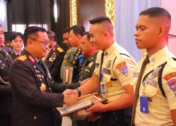 Polsus & Satpam Teladan Tingkat Provinsi Dapatkan Penghargaan Dalam Rangka Hari Bhayangkara ke-79