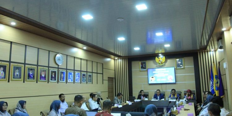 Prodi S-1 Pendidikan Bahasa Inggris Gelar Asesmen Lapangan oleh LAMDIK