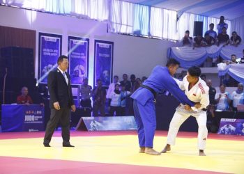 Kapolri Jadi Wasit di Kejuaraan Judo Kapolri Cup 2025