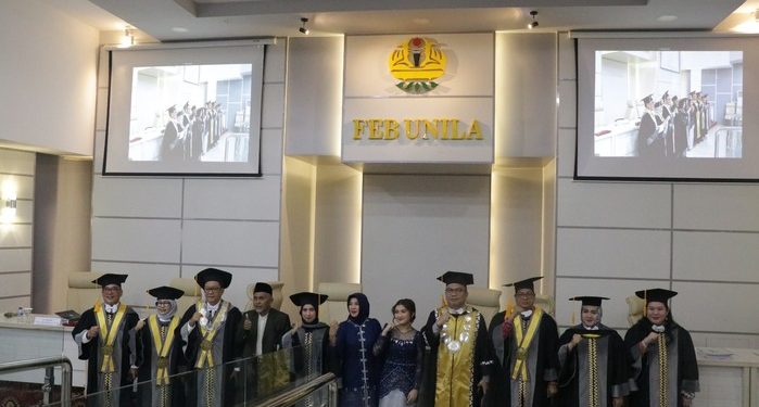 Bongkar Fenomena FOMO Wisatawan, Dosen Darmajaya Raih Gelar Doktor dengan Disertasi Unik