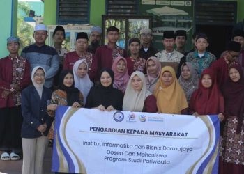 PKM Dosen Darmajaya : Karyawan Pesantren Dilatih Layaknya Staf Hotel Bintang Lima