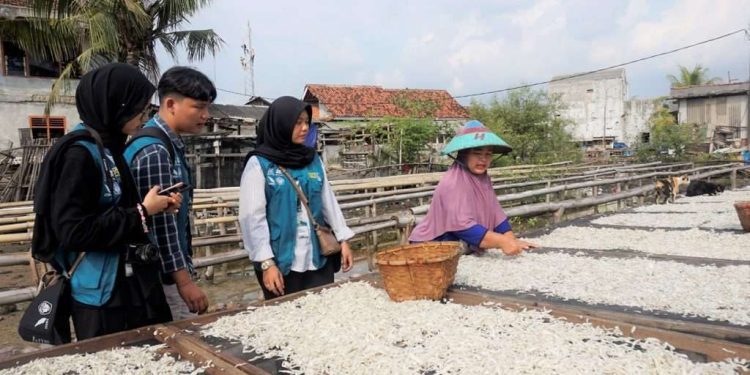 Mahasiswa Peserta ISCE 2025 Kunjungi Pulau Pasaran