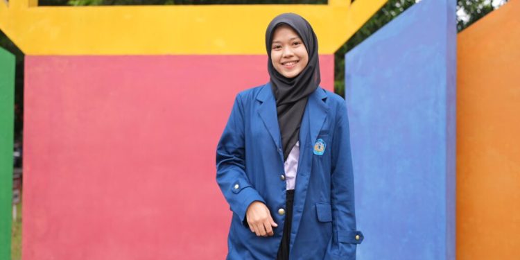 Kisah Inspiratif Nursahida, Menuntut Ilmu dari Thailand hingga Unila