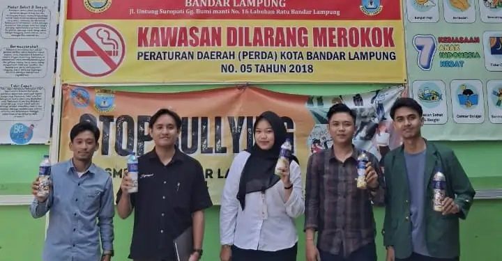 Mahasiswa KKN UIN RIL Perkenalkan Program Eco Brick di SMPN 8 Bandar Lampung