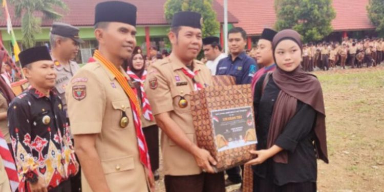 Peringatan Hari Pramuka Ke-64 di TBU Diisi Aksi Bakti Sosial