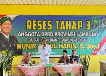 Anggota DPRD Munir Turun Gunung; Bantuan Cair, Jalan Dibangun, Desa Siap Naik Level