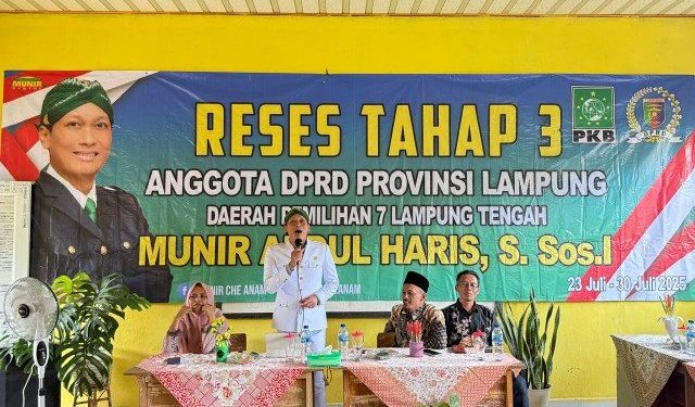 Anggota DPRD Munir Turun Gunung; Bantuan Cair, Jalan Dibangun, Desa Siap Naik Level