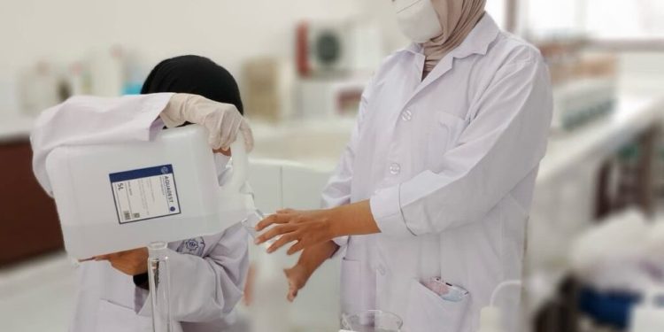 Tim PKM-RE Unila Kembangkan Edible Film dari Limbah Kedelai dan Lada Hitam untuk Cegah Stunting Anak