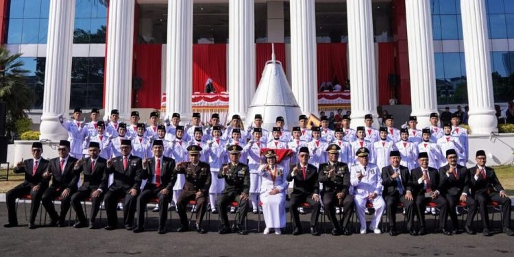 Peringatan HUT RI ke-80, Walikota Eva Dwiana Gelorakan Semangat Persatuan