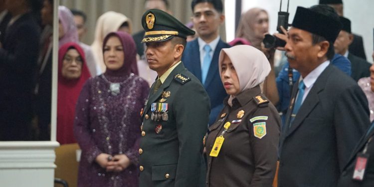 Kasrem 043/Gatam Hadiri Pelantikan Bupati dan Wakil Bupati Pesawaran Periode 2025–2030