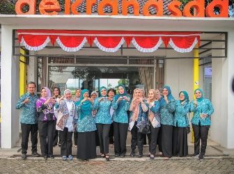 Ketua TP. PKK Provinsi Lampung Canangkan Pekon Sukamulya sebagai Desa TAPIS