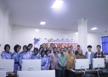 Calon Mahasiswa Baru IIB Darmajaya Lebih Mengenal IoT Lewat Trial Class Sistem Komputer
