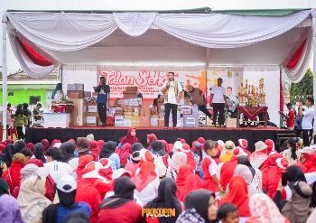 Ribuan Masyarakat Antusias Hadiri Jalan Sehat Bersama Wabup Pesawaran