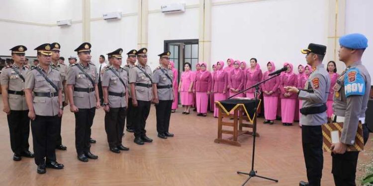Polres Tulang Bawang Gelar Upacara Sertijab dan Pelantikan