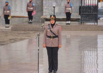 Kabidhumas Polda Lampung Pimpin Ziarah Rombongan Peringati Hari Jadi Ke-77 Polwan RI