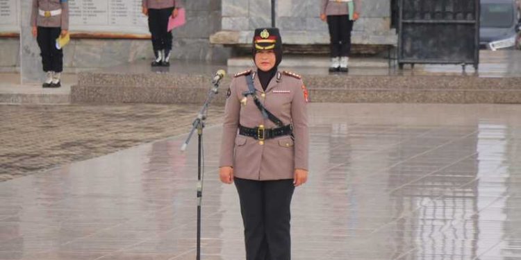 Kabidhumas Polda Lampung Pimpin Ziarah Rombongan Peringati Hari Jadi Ke-77 Polwan RI