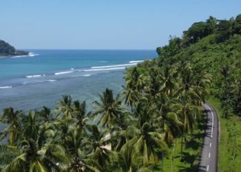 Jalan Umbar–Putih Doh Rampung Diperbaiki, Warga Tanggamus Lega